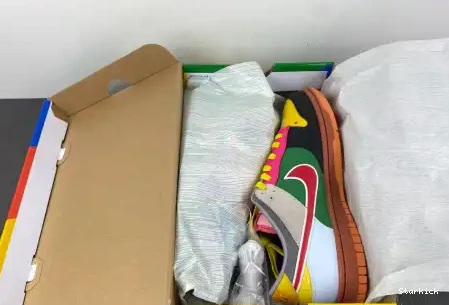 SB DH0952-100  Dunk  Mario Nike Low 0608